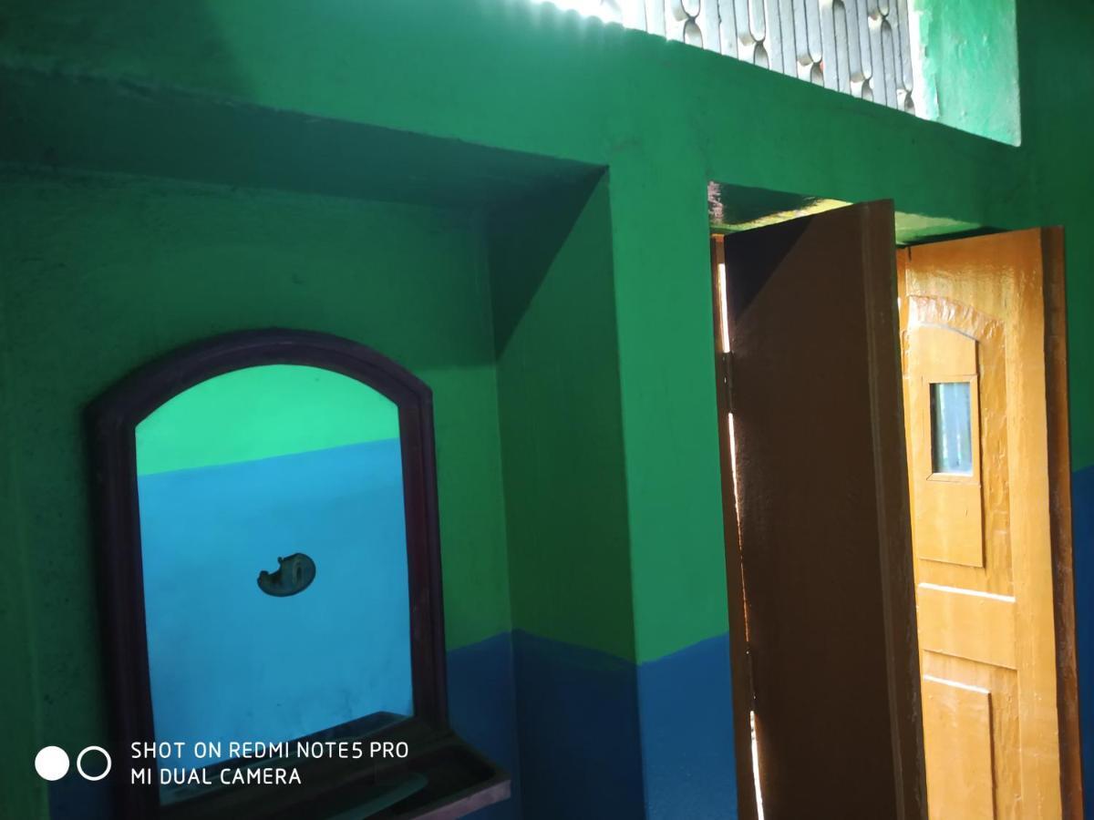 Hotel Yatri Niwas Varanasi Luaran gambar